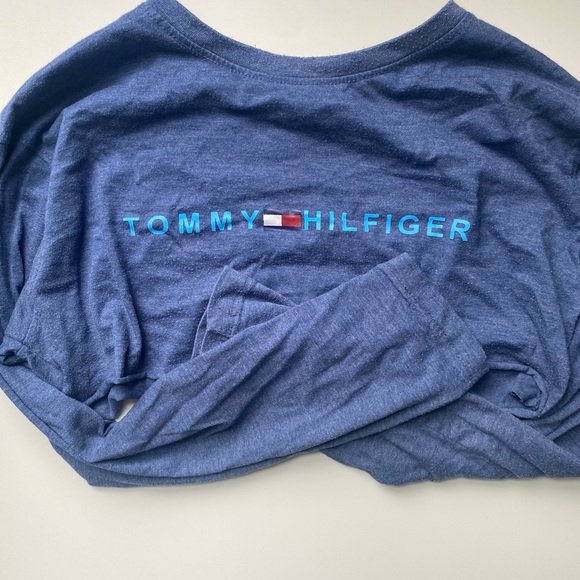 Vintage Tommy Hilfiger Cropped Long Sleeve - Medium - Picture 2 of 3